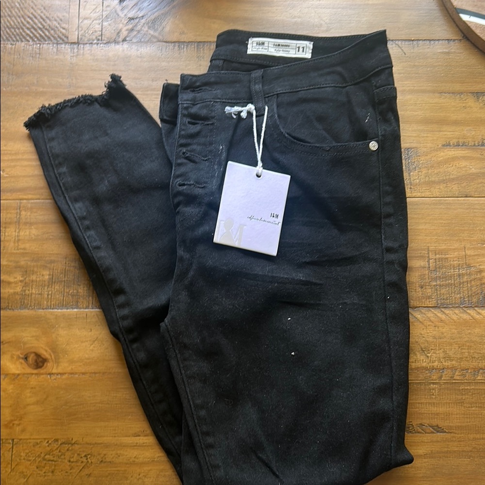 YMI Black Skinny Jeans Modern Fit